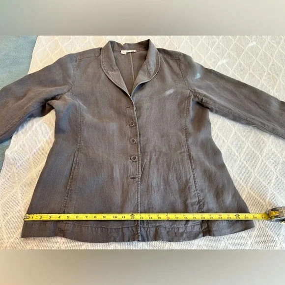 Eileen Fisher Women’s 100% Linen Grey gray button front jacket. Size large - Picture 3 of 11